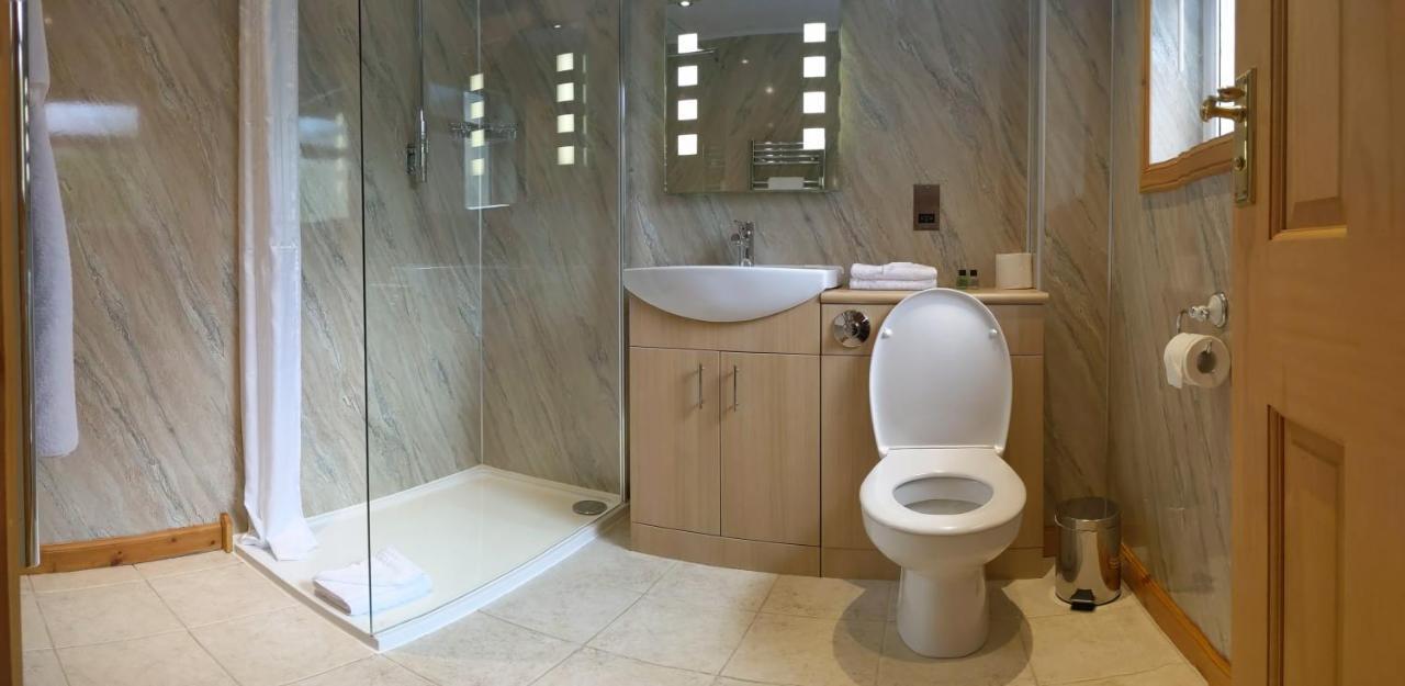 Homagen Bed & Breakfast Roybridge Εξωτερικό φωτογραφία