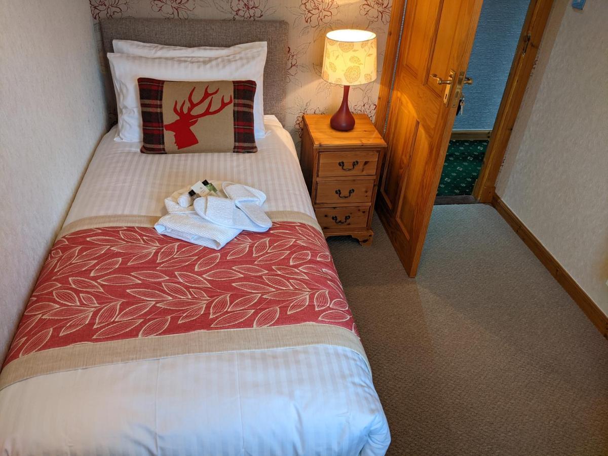 Homagen Bed & Breakfast Roybridge Εξωτερικό φωτογραφία