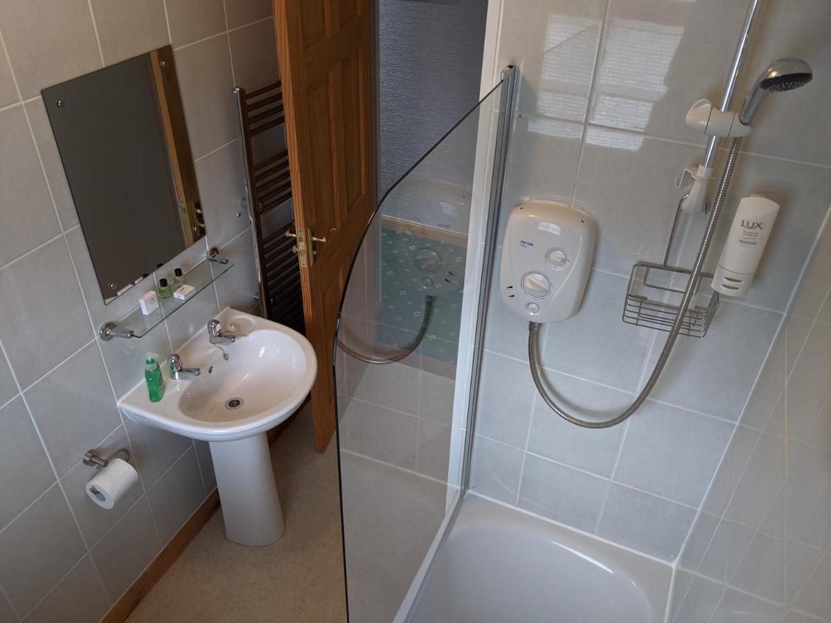 Homagen Bed & Breakfast Roybridge Εξωτερικό φωτογραφία
